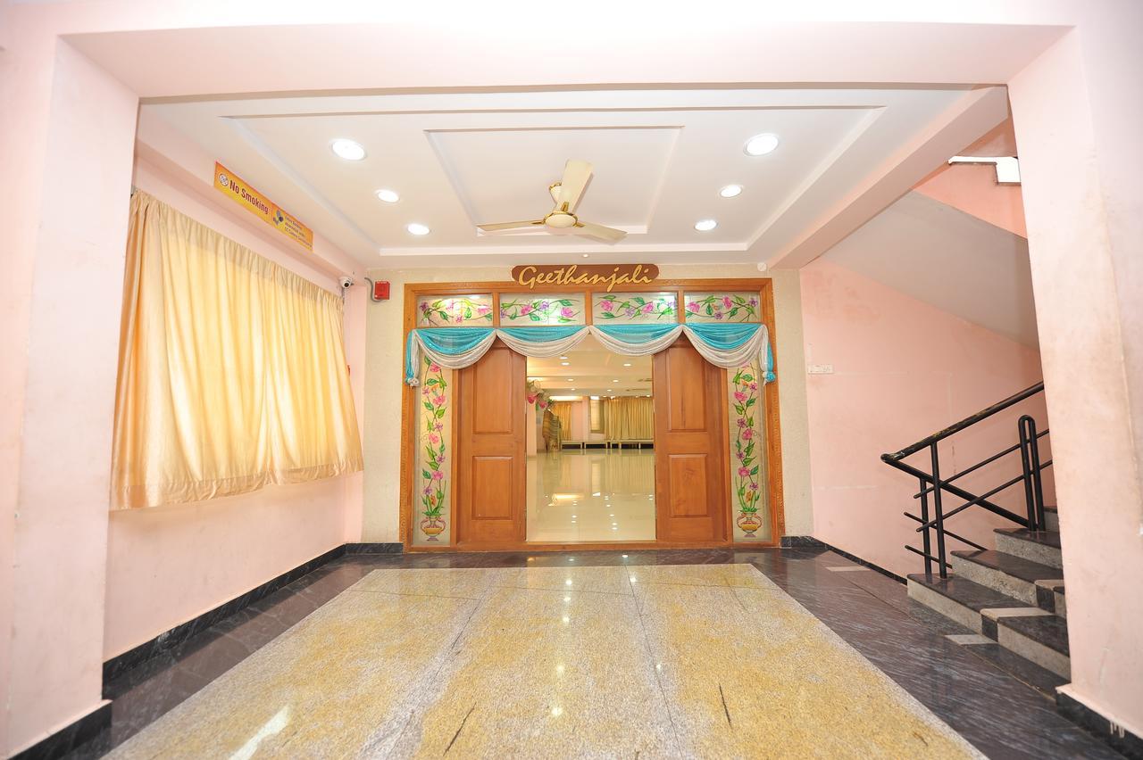 Shree Lakshmi Guest House Visakhapatnam Zewnętrze zdjęcie