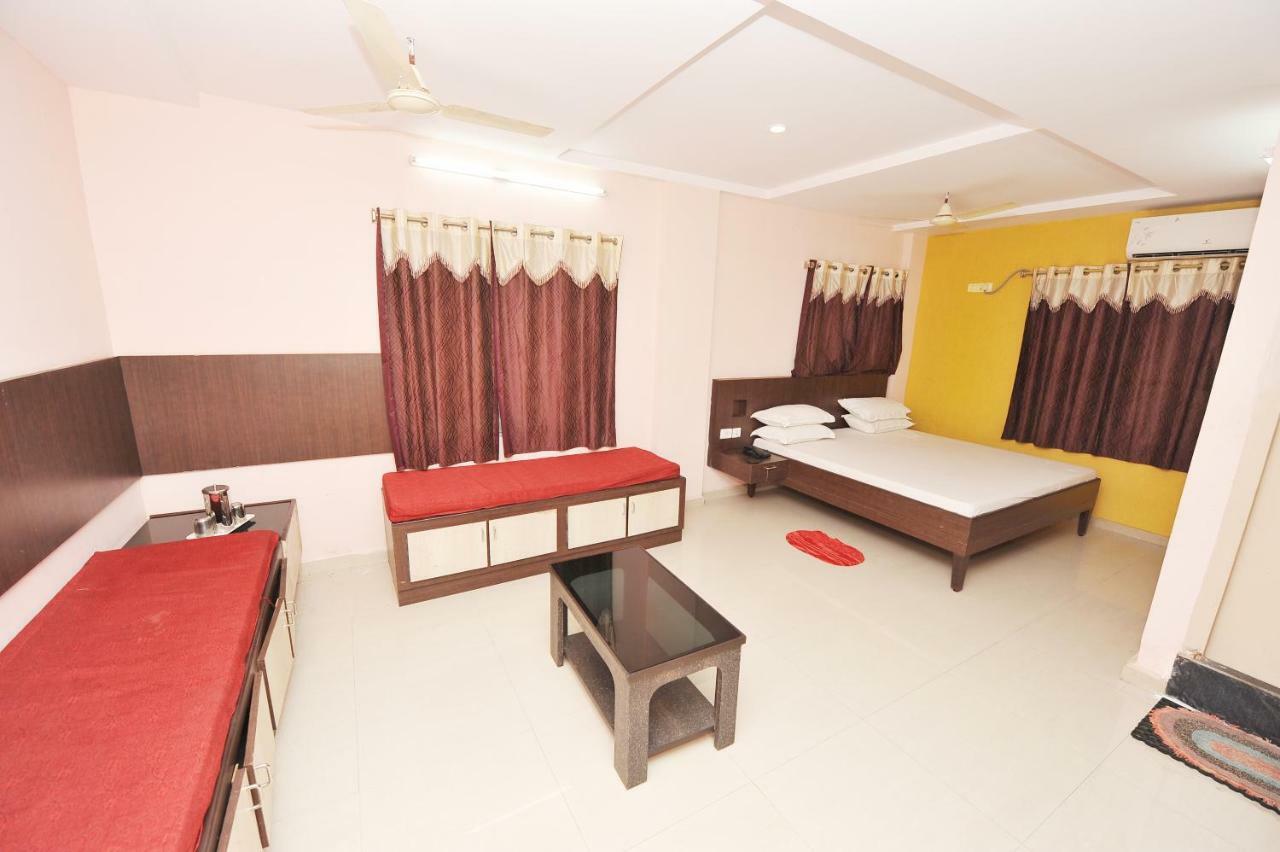 Shree Lakshmi Guest House Visakhapatnam Zewnętrze zdjęcie